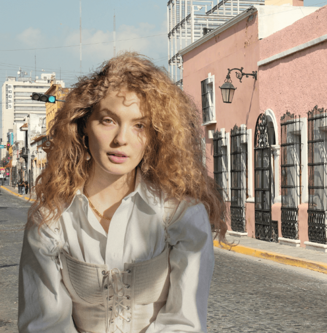 3 looks que amamos inspirados na Frida Kahlo!