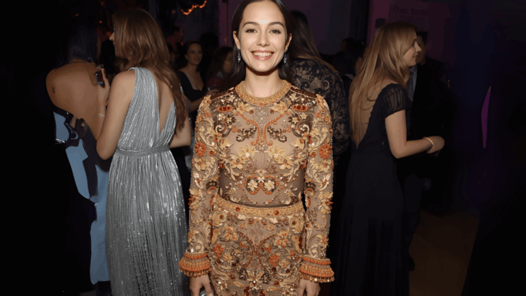 Fashion Filme Tiger de Demna Gvasalia